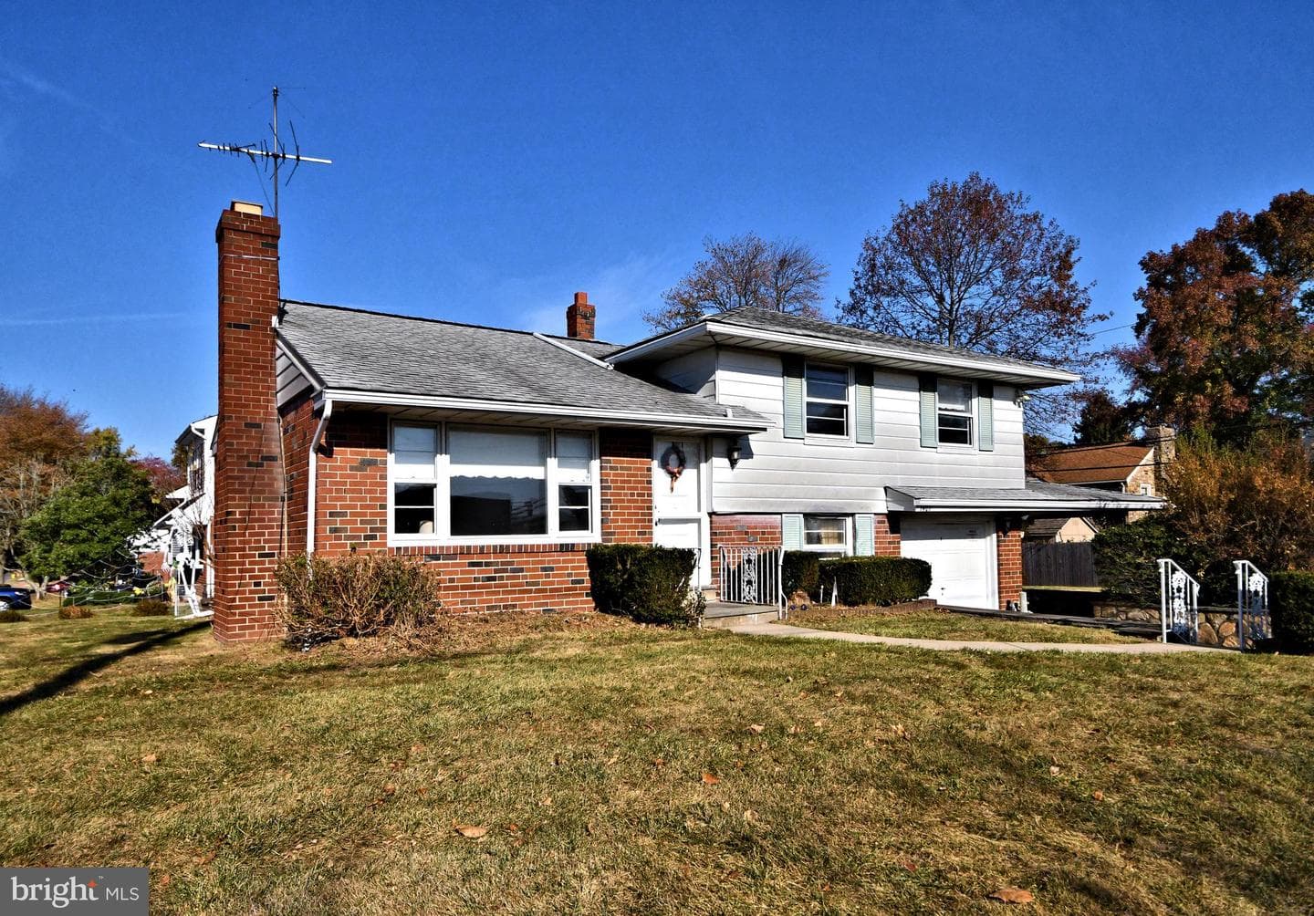 1401 E Mermaid Lane