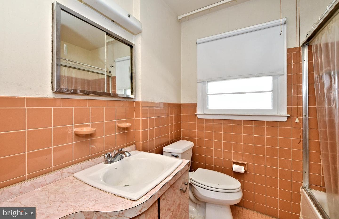1401 E Mermaid Lane photo 8