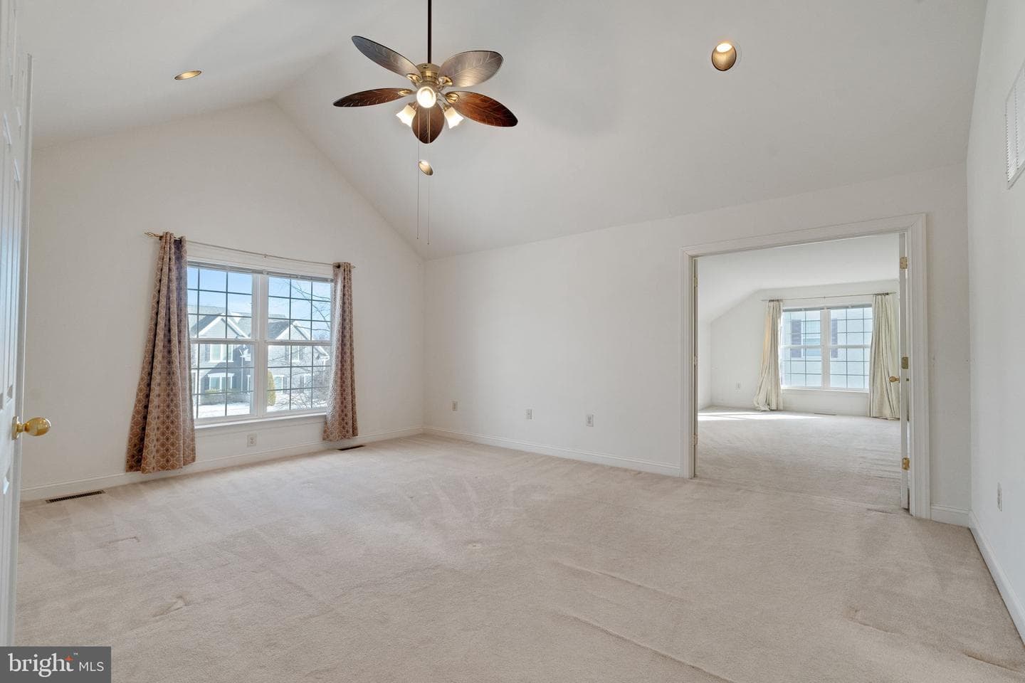 126 Avondale Drive photo 23