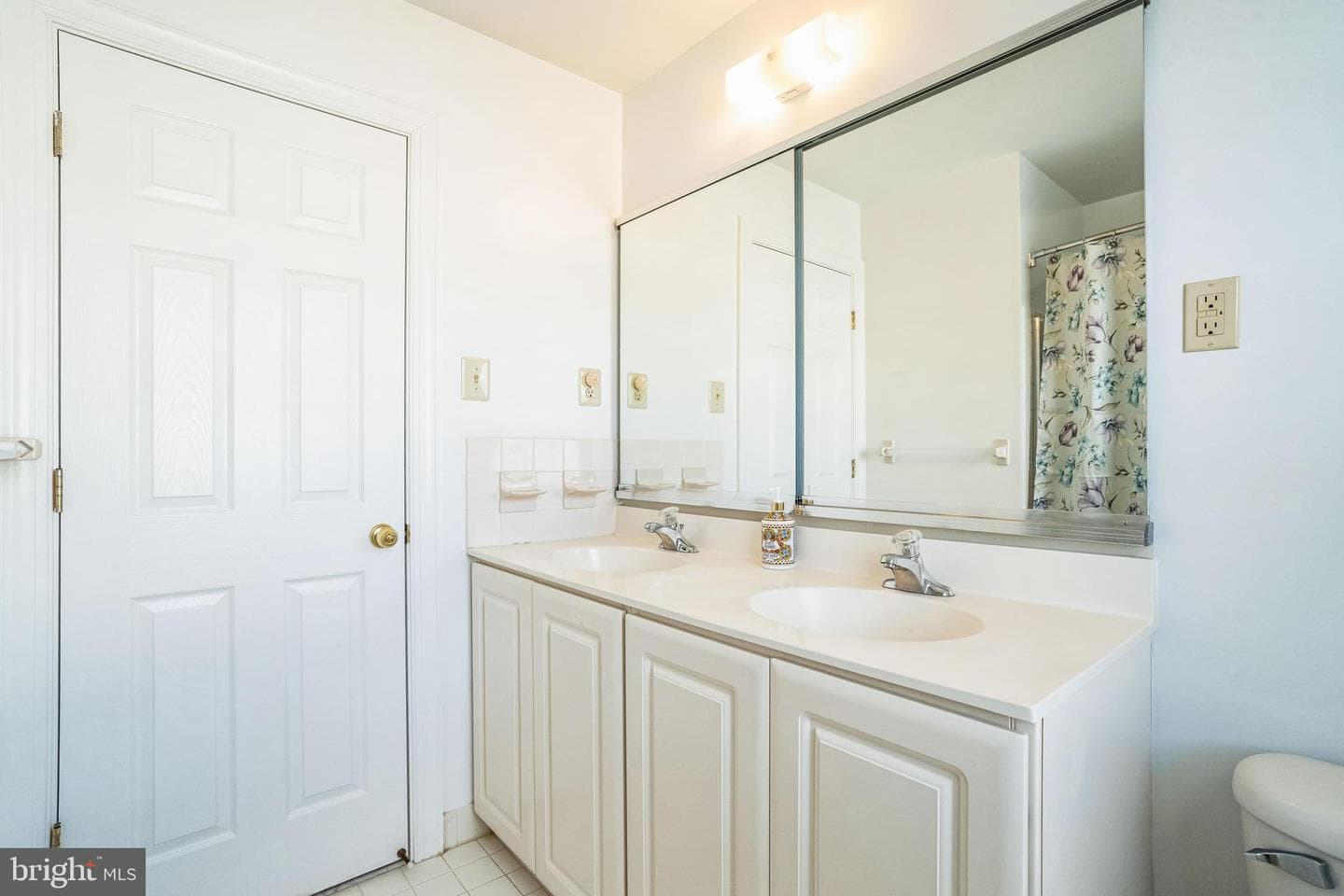 126 Avondale Drive photo 35