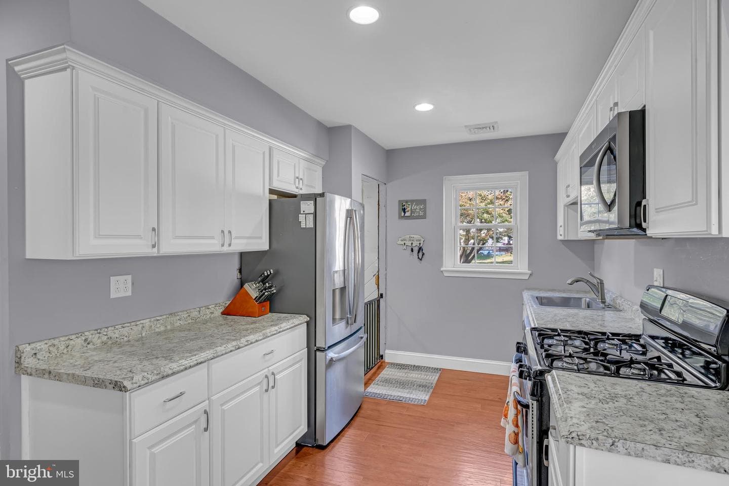 1534 Linden Avenue photo 24