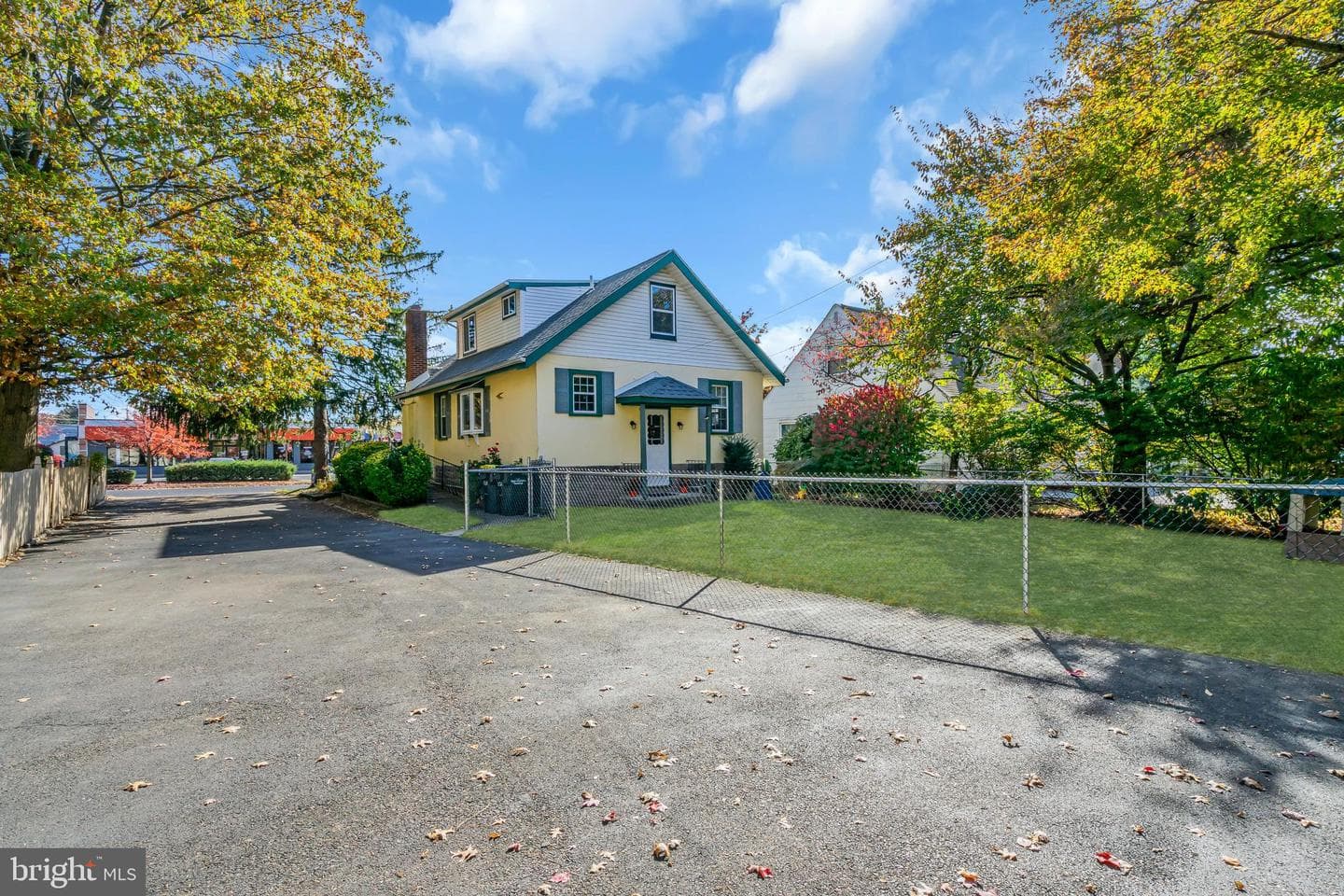 1534 Linden Avenue photo 48