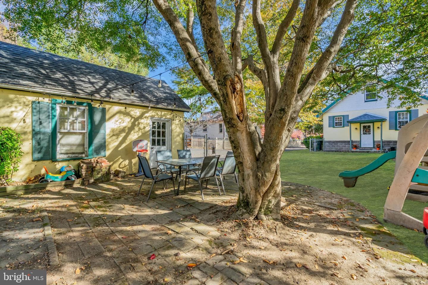 1534 Linden Avenue photo 50
