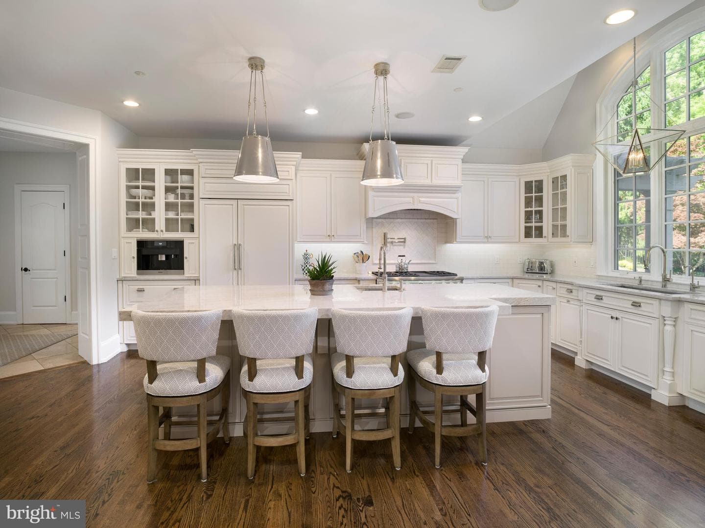 340 Baintree Road photo 14