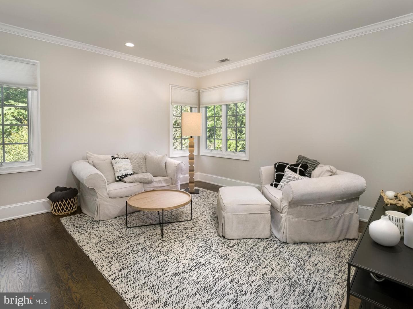 340 Baintree Road photo 37