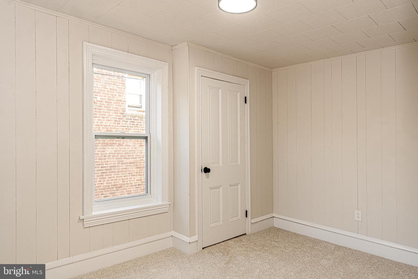 641 Walnut Street photo 18