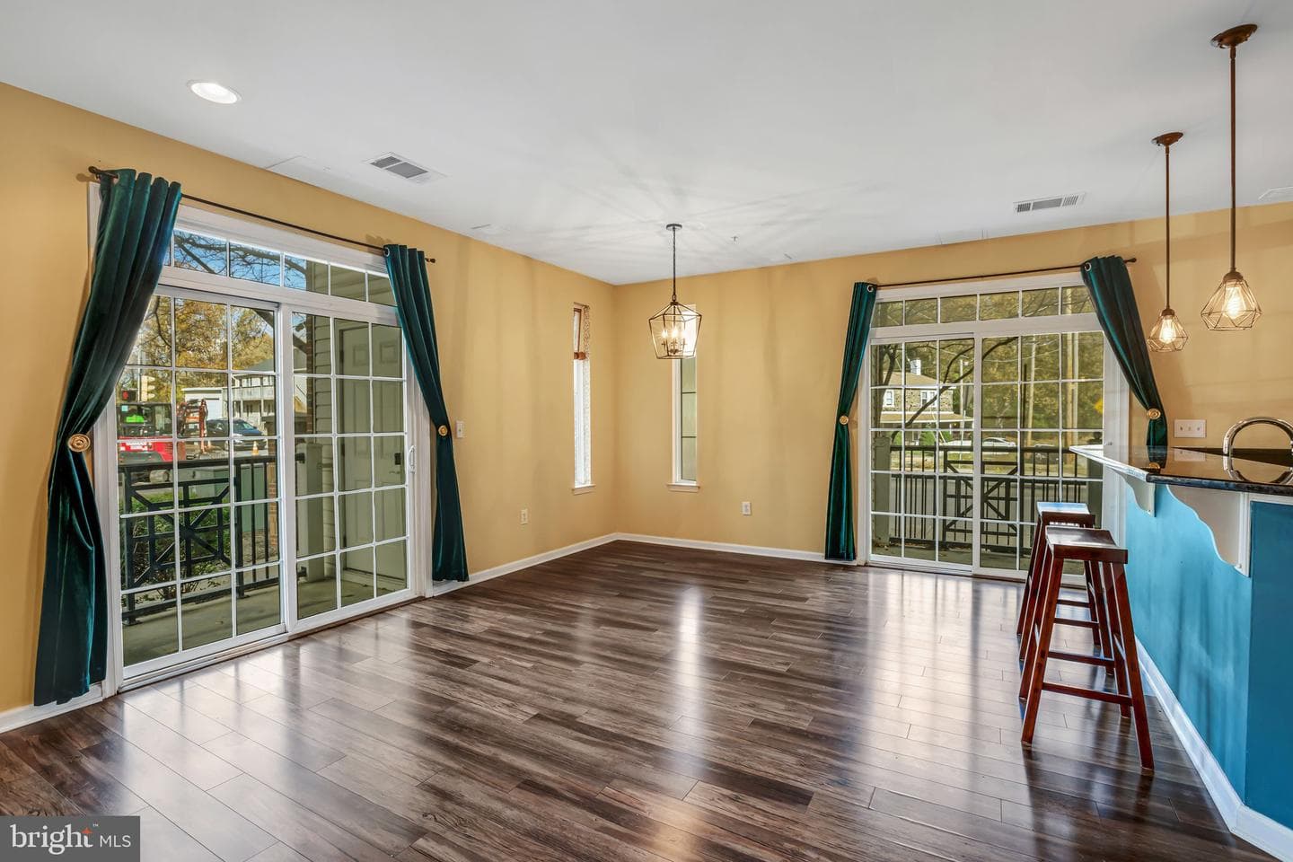 350 W Elm Street #3121 photo 10