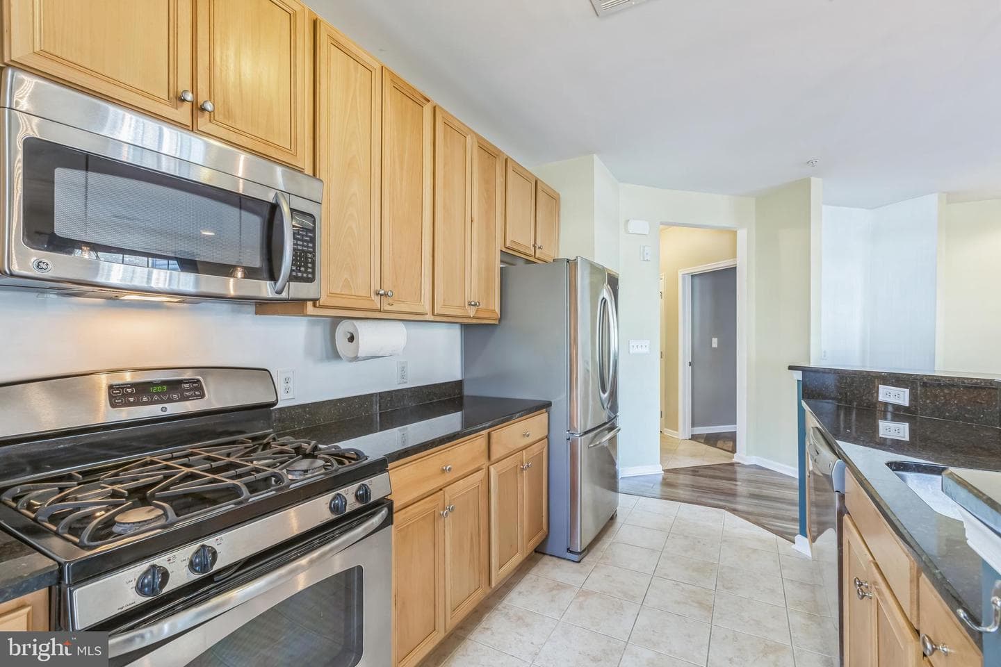 350 W Elm Street #3121 photo 15