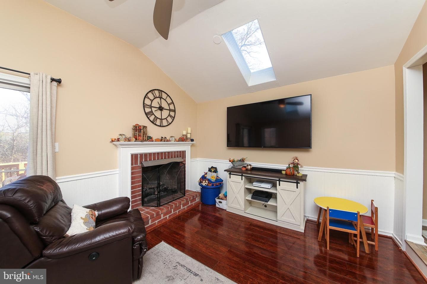 2393 Norrington Dr photo 14