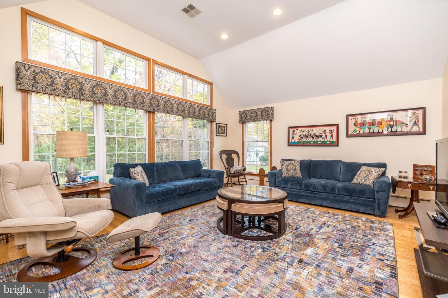 1111 Delene Road photo 12