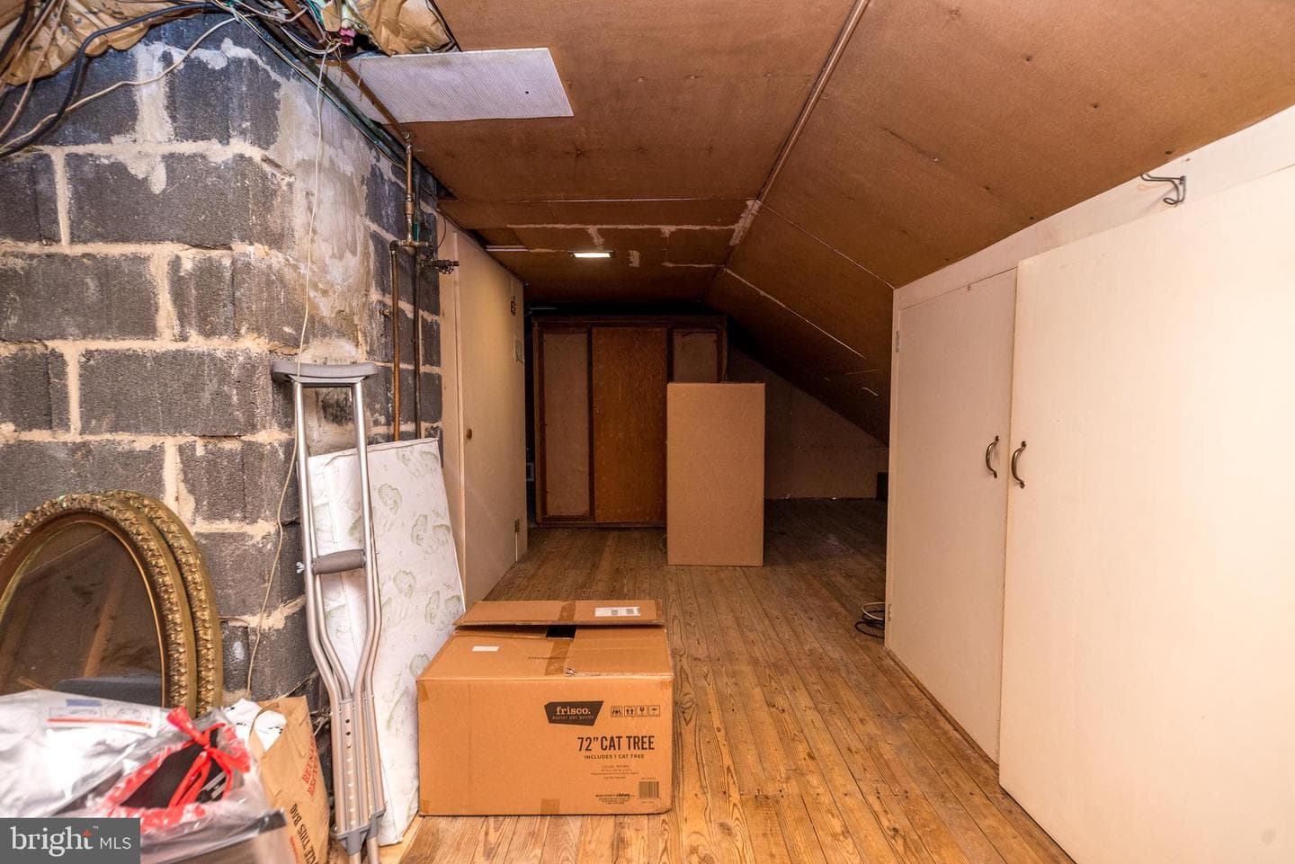 1111 Delene Road photo 30