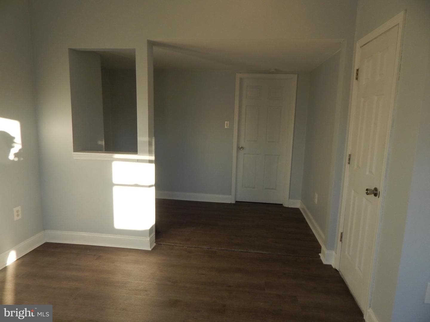 233 N Evans Street photo 20