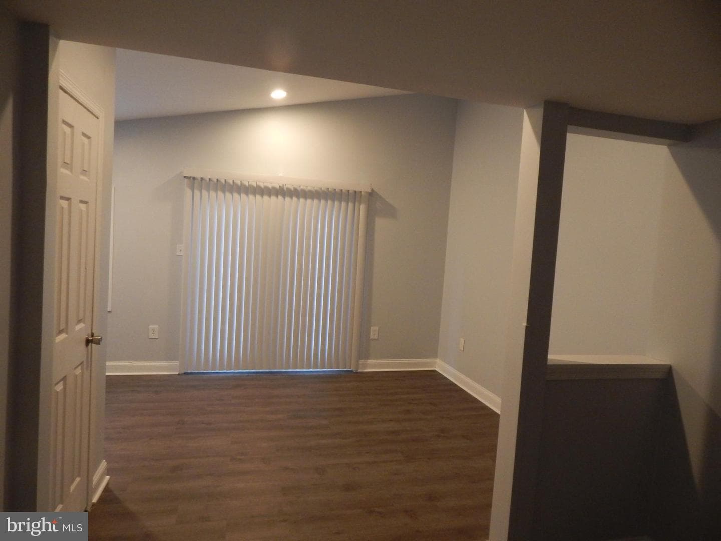 233 N Evans Street photo 37