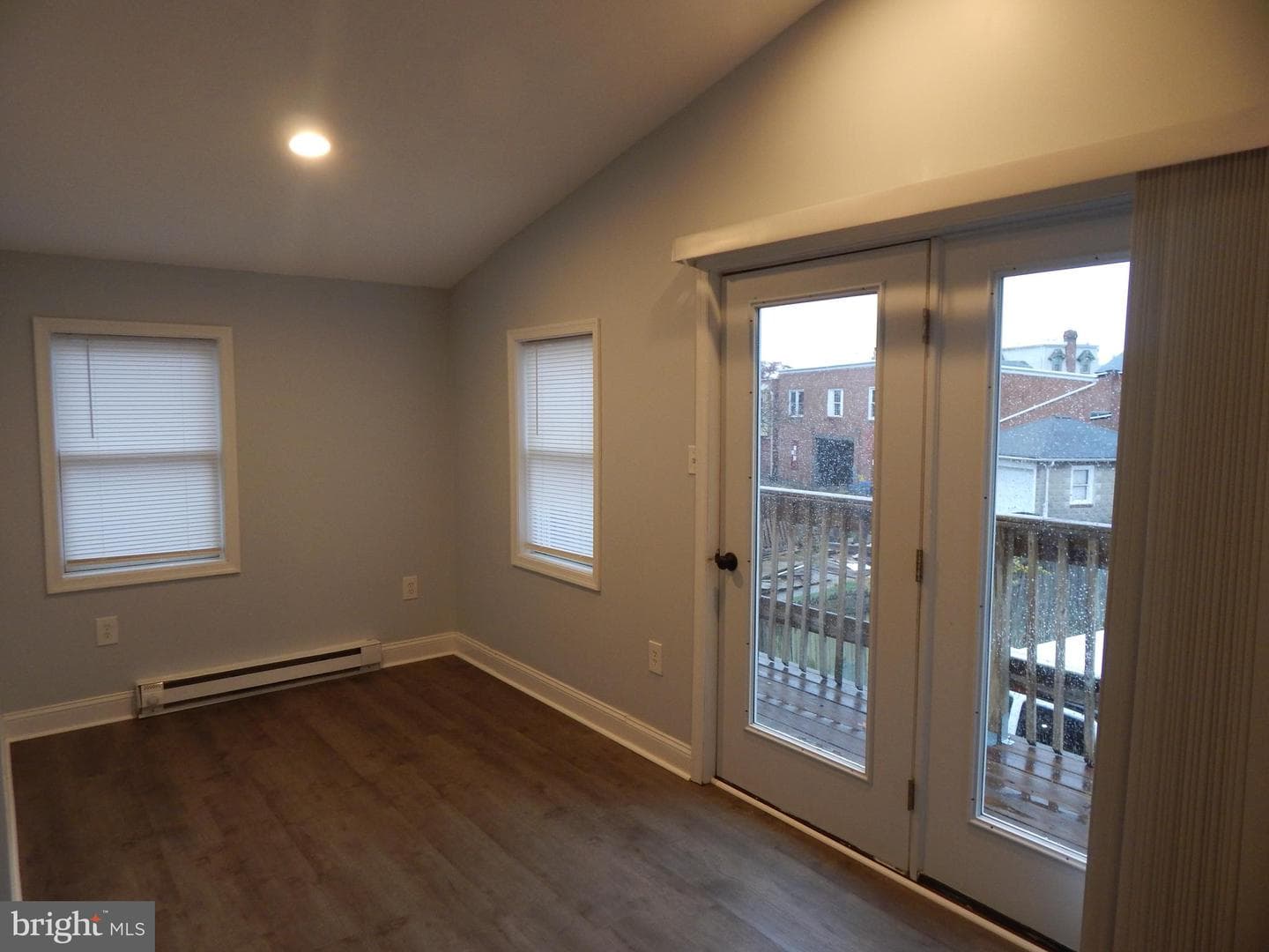 233 N Evans Street photo 45