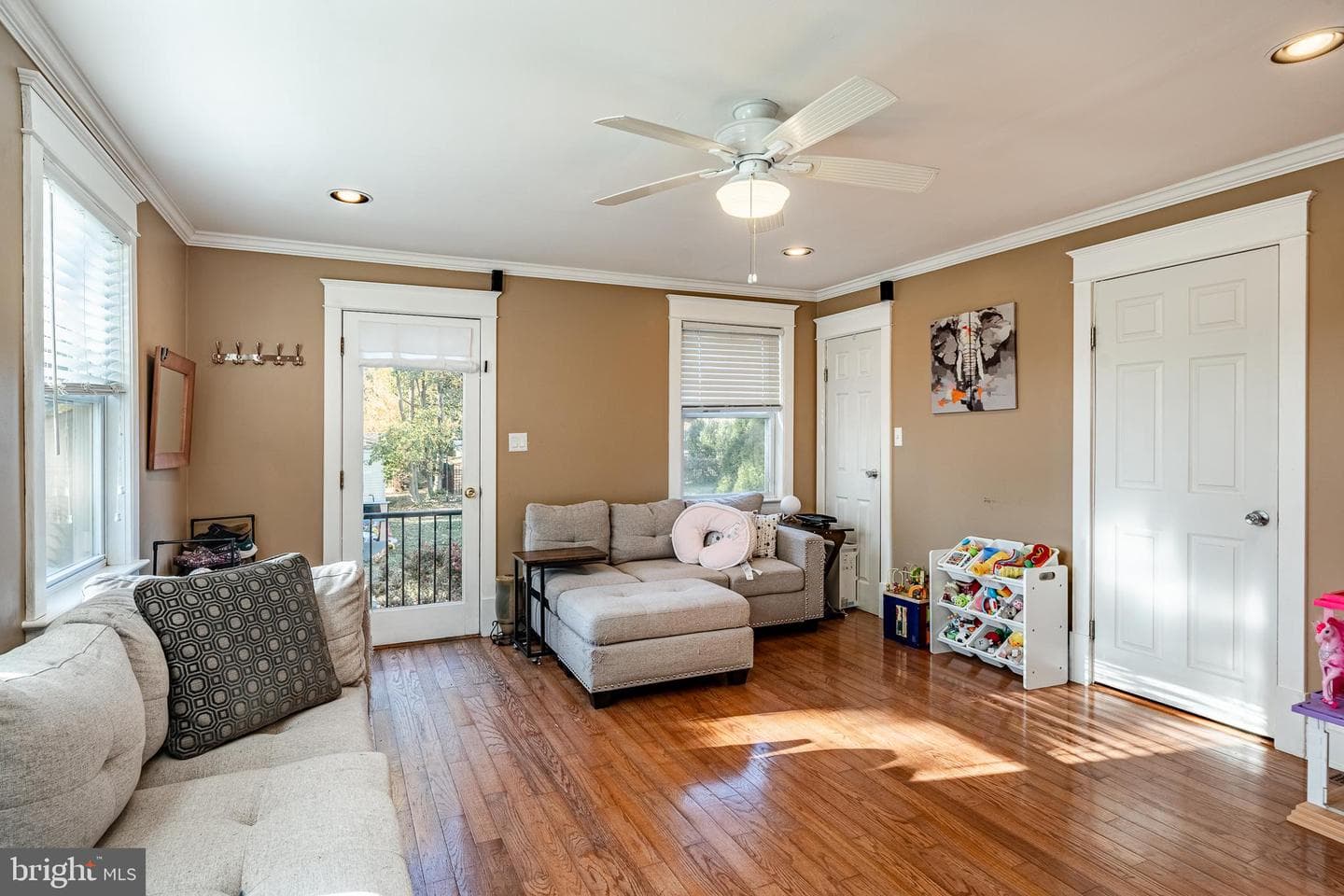116 Cliveden Avenue photo 15