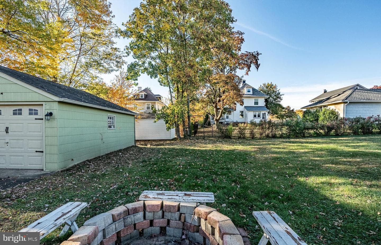 116 Cliveden Avenue photo 33