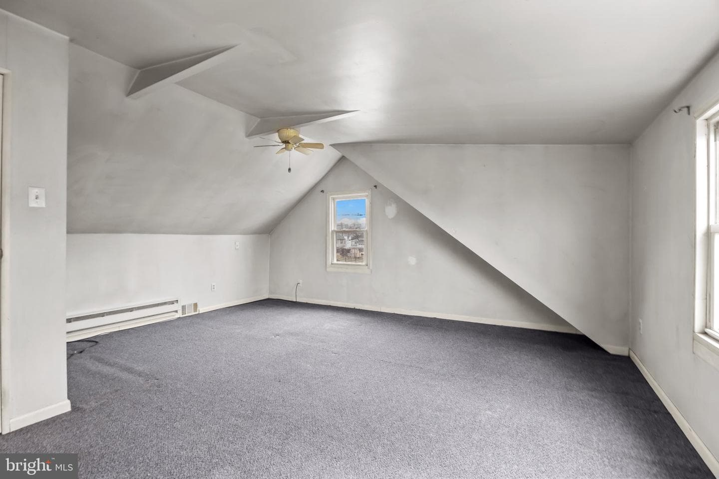 421 Avenue C photo 11