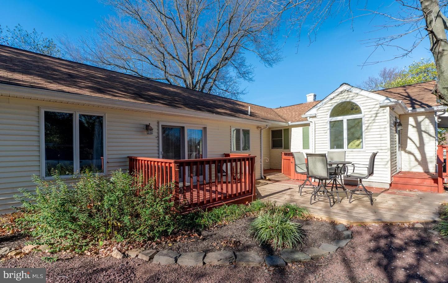 48 College Avenue photo 11
