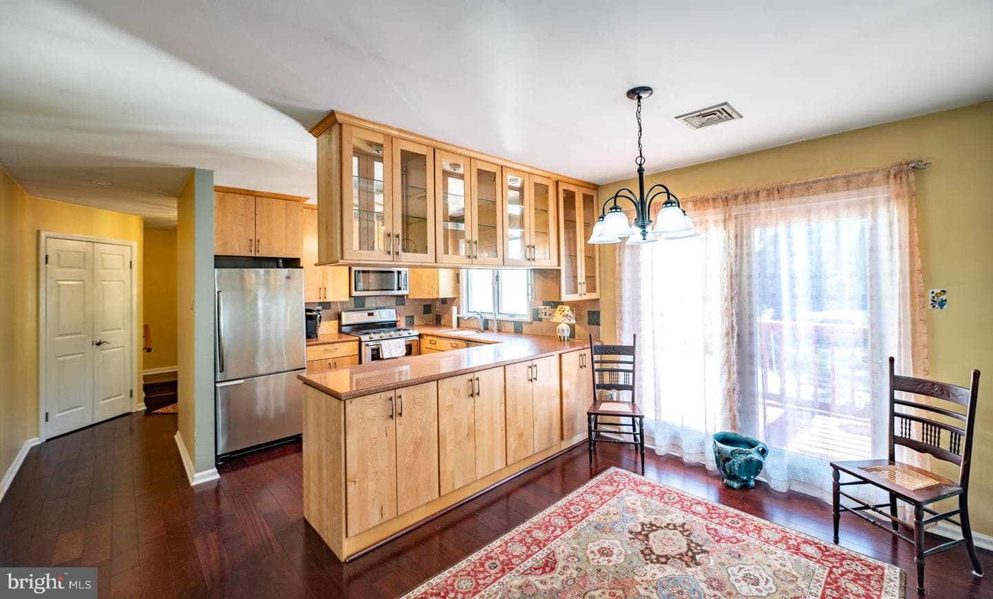 48 College Avenue photo 23