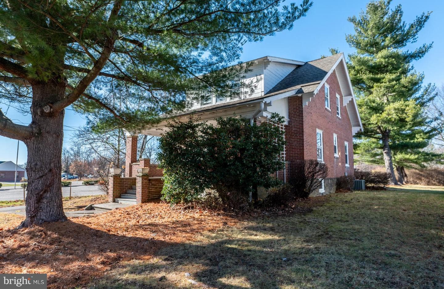 1037 N Valley Forge Road photo 1