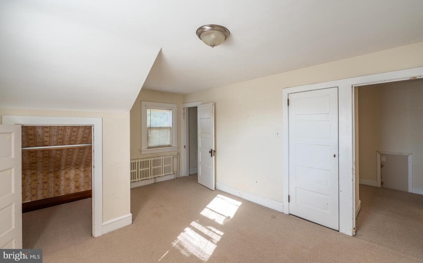 1037 N Valley Forge Road photo 18