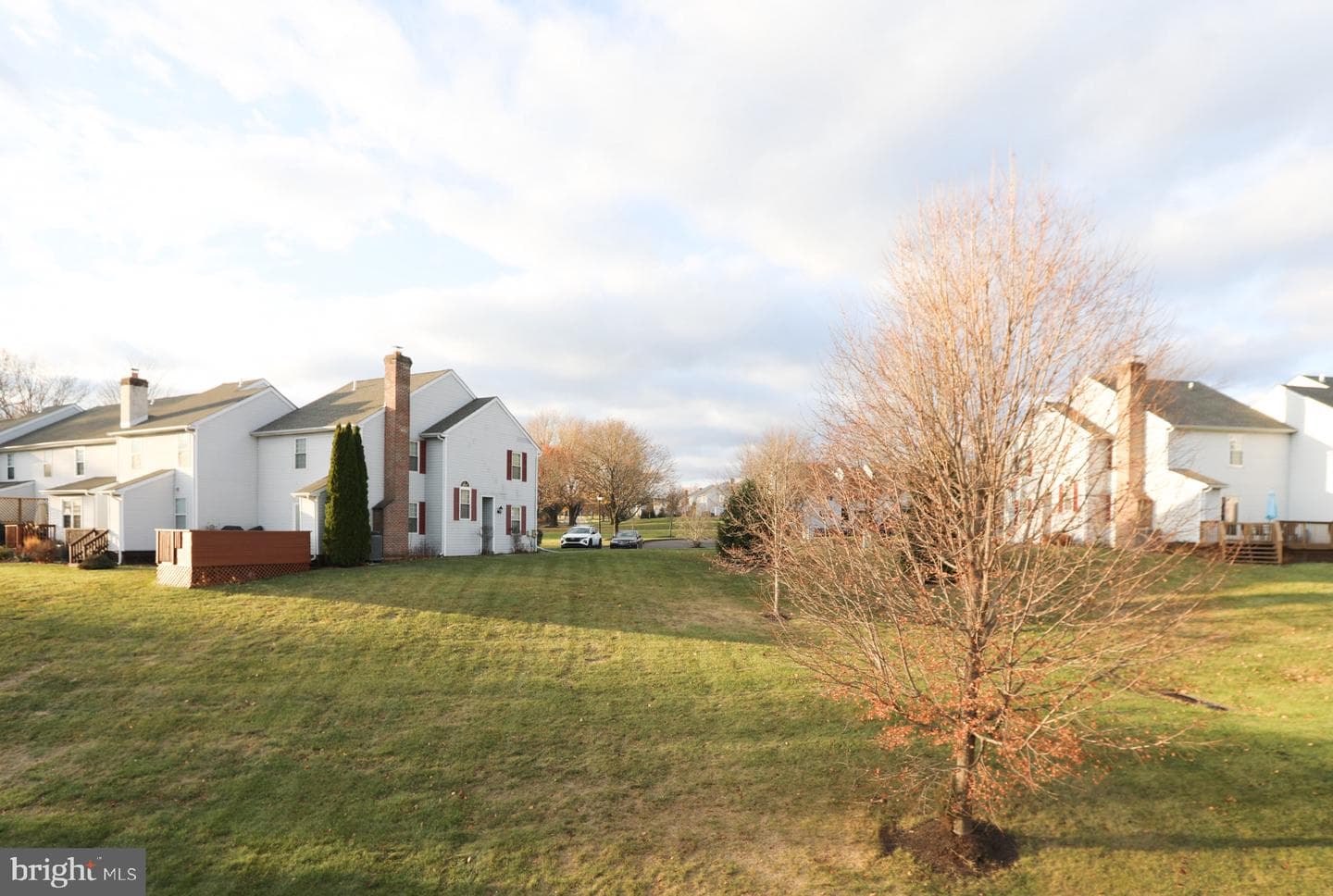 600 Stratford Court photo 20