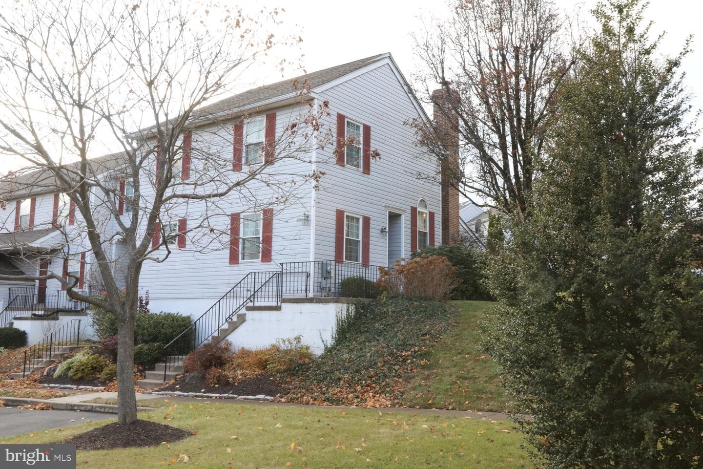 600 Stratford Court photo 3