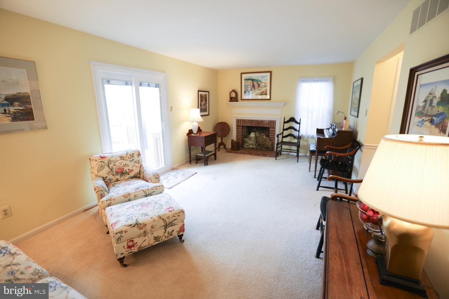 600 Stratford Court photo 8