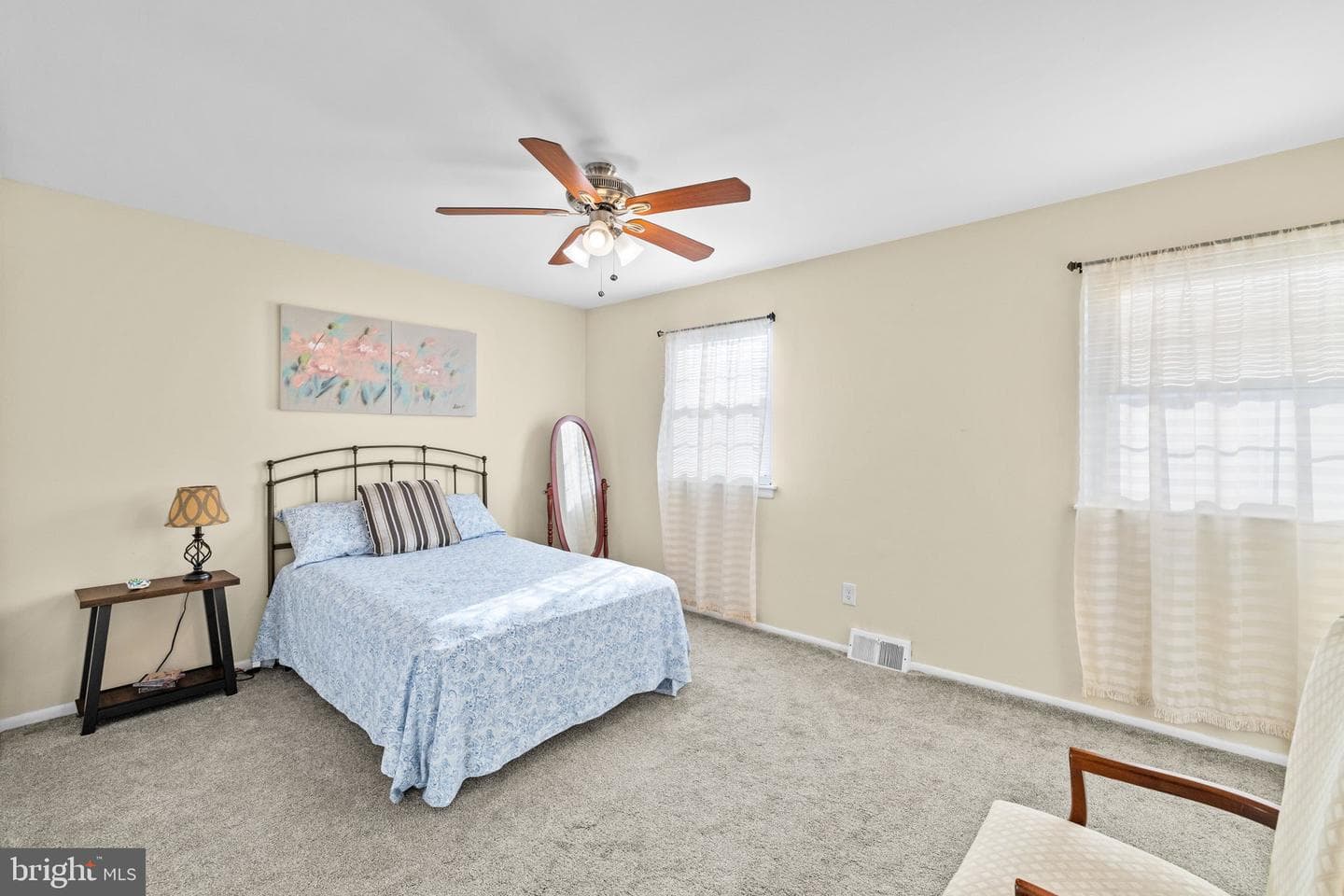 11 Donovan Court photo 29