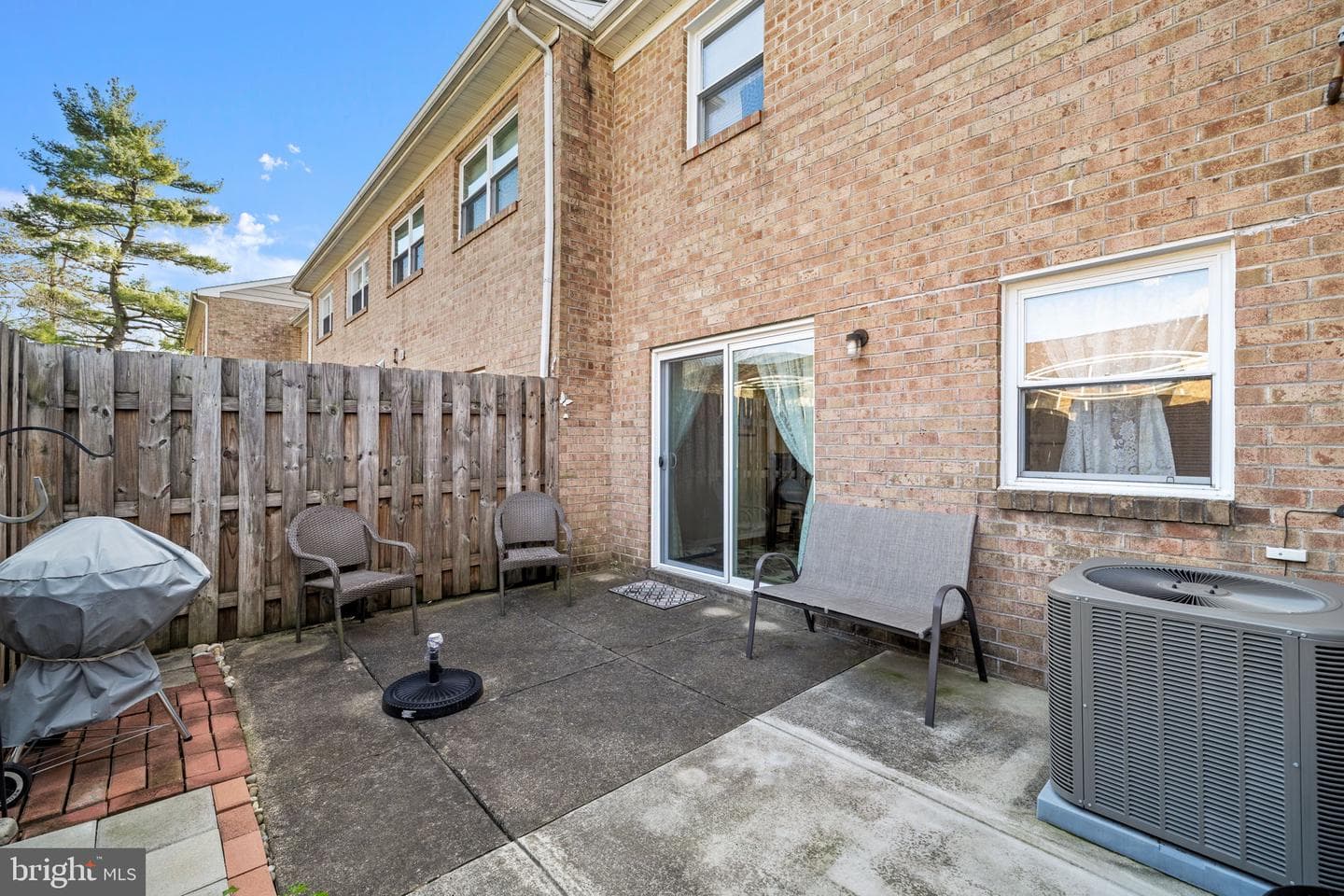 11 Donovan Court photo 37
