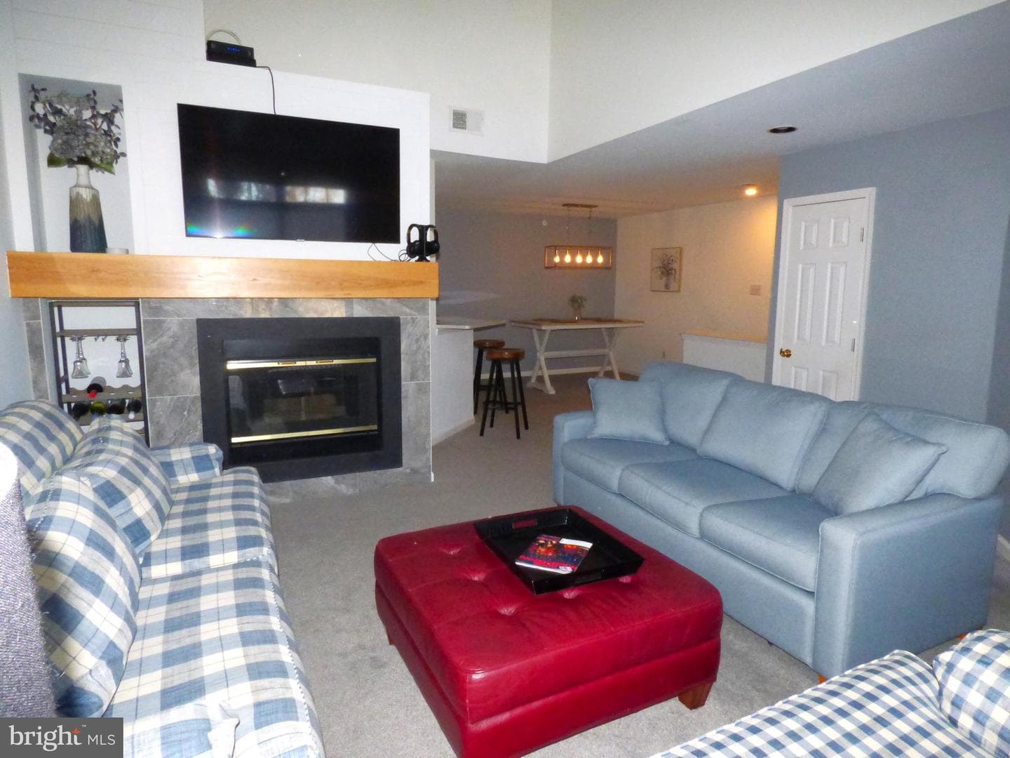 312 Dresher Woods Drive photo 4