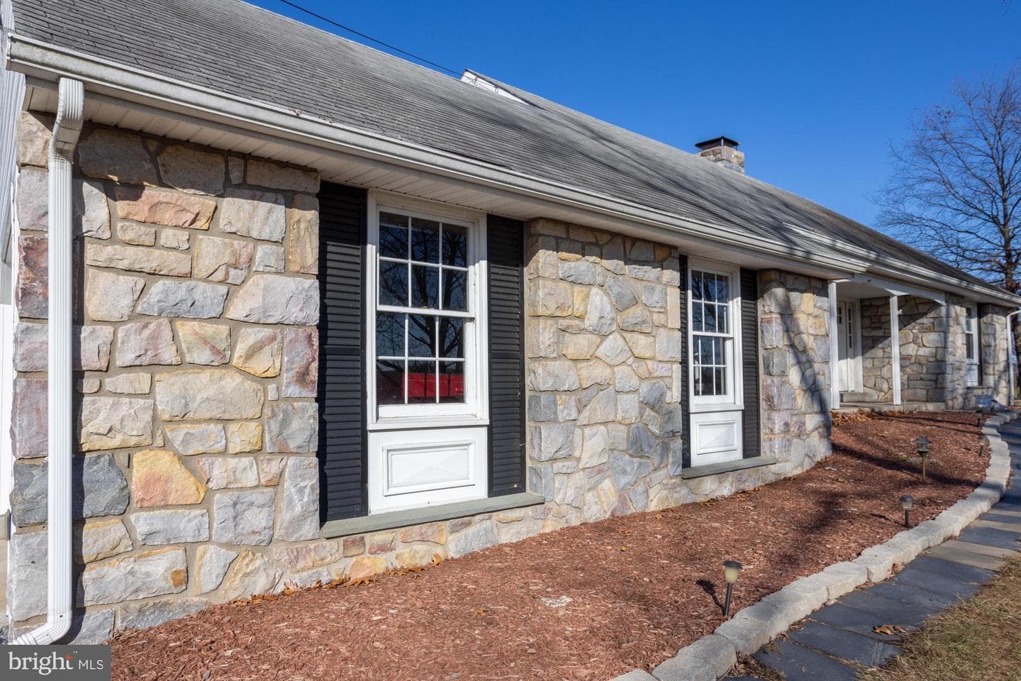 1429 N Hanover Street photo 39