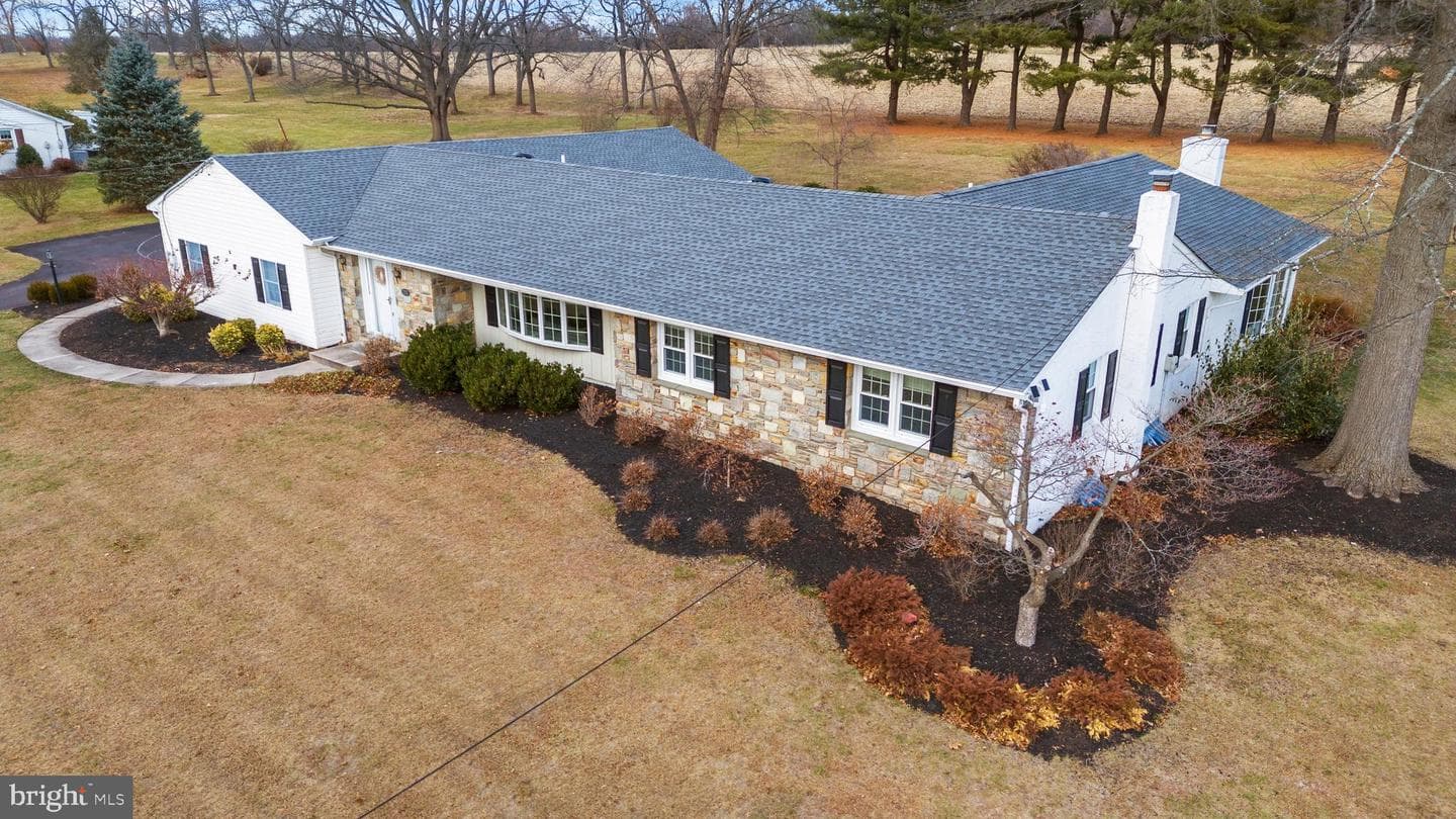1255 Buttonwood Drive photo 4