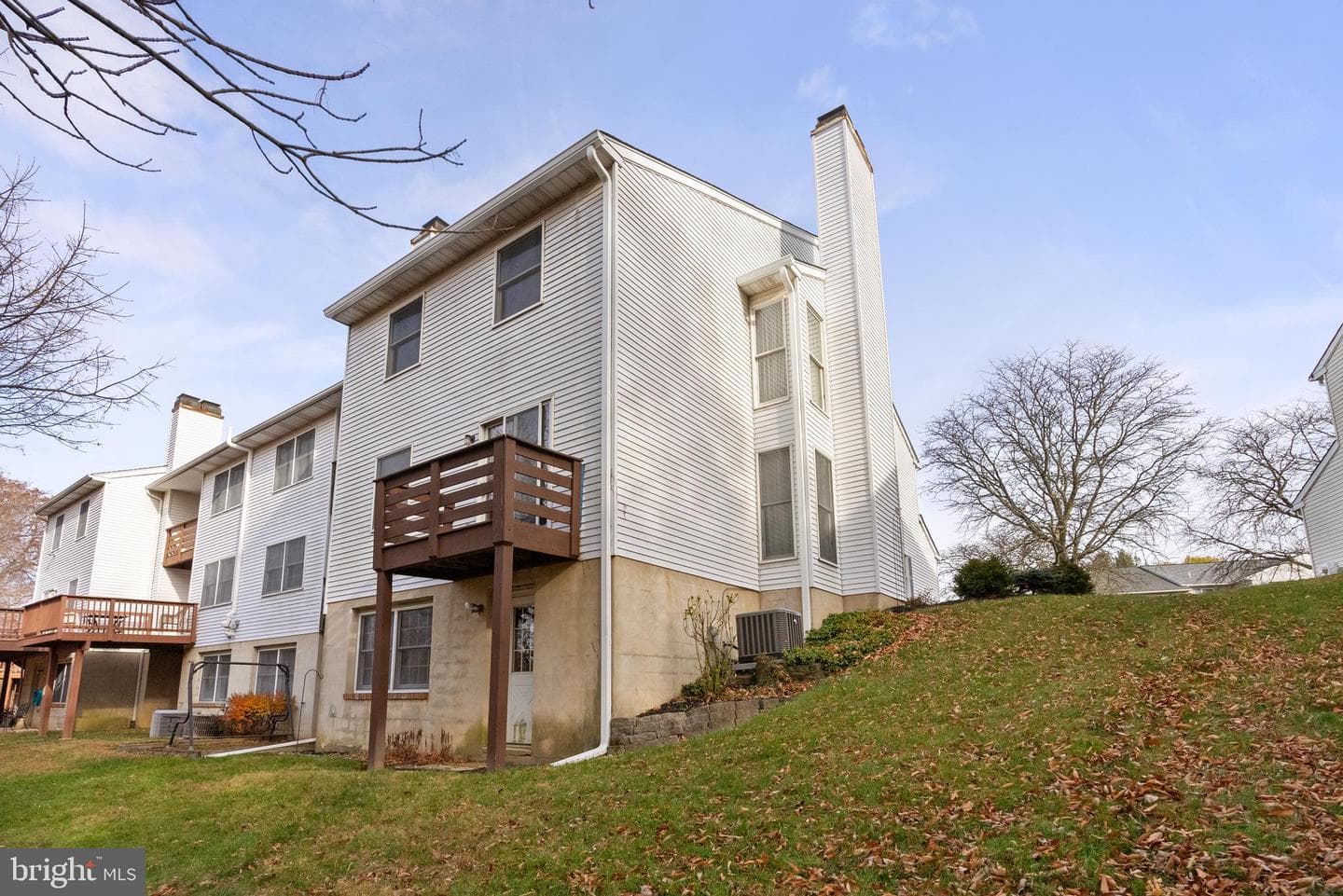185 Jonathan Drive photo 12