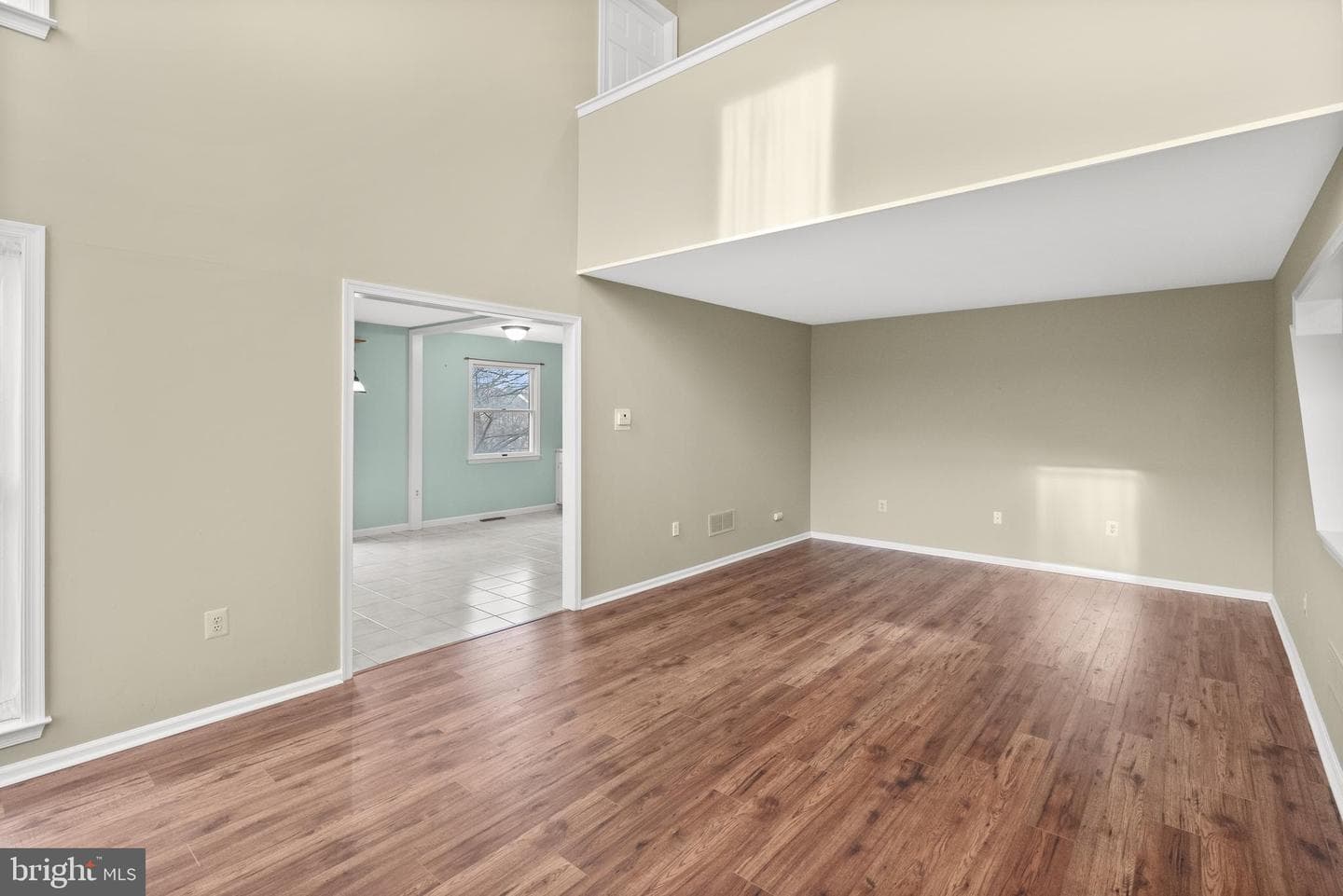 185 Jonathan Drive photo 23
