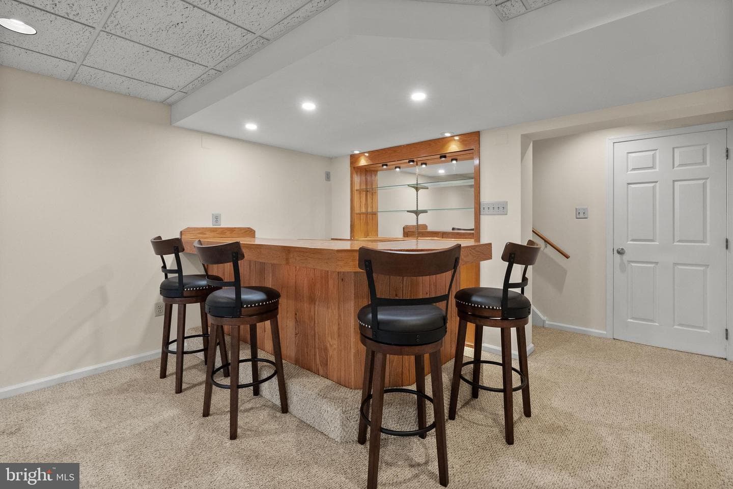 185 Jonathan Drive photo 32