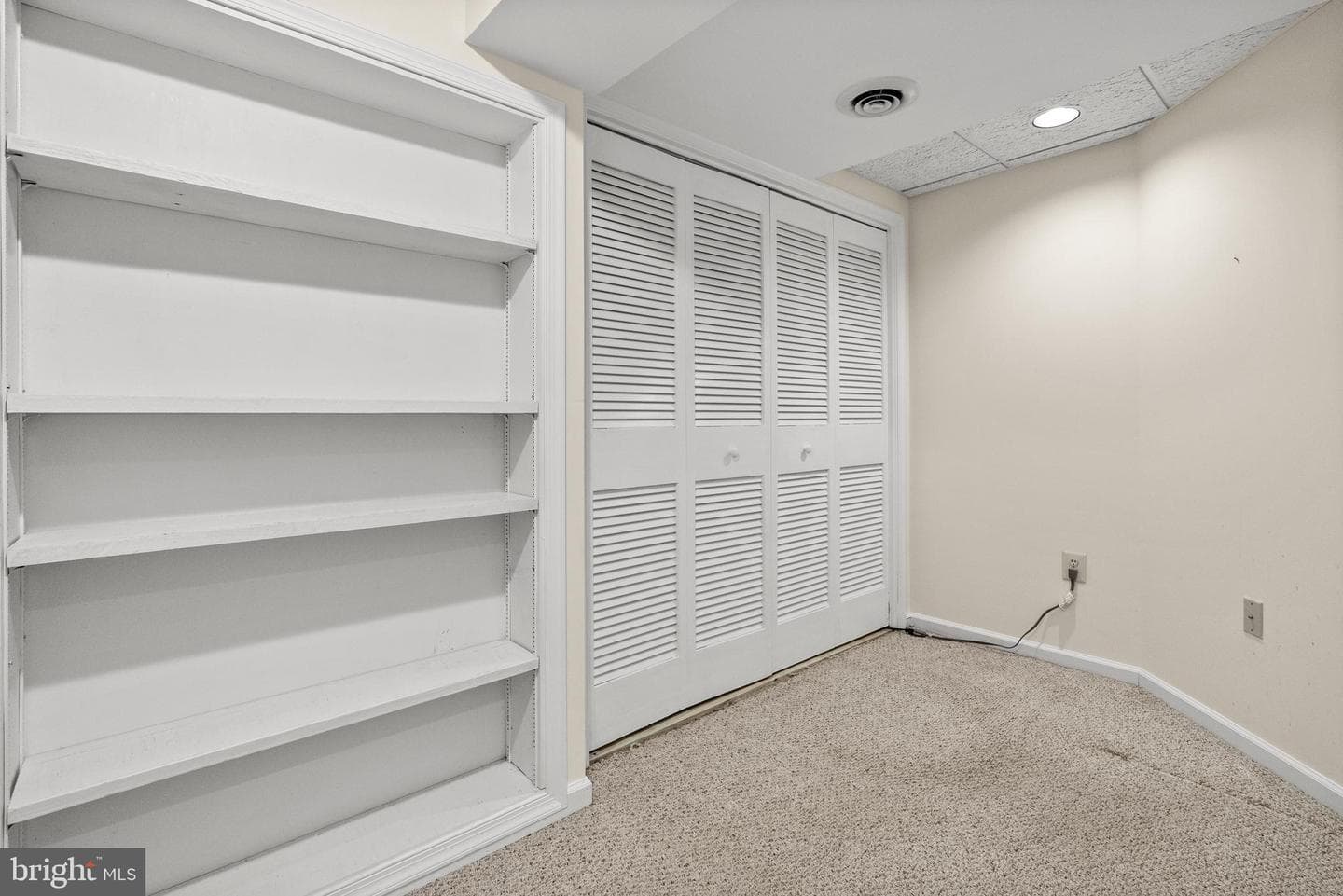 185 Jonathan Drive photo 39