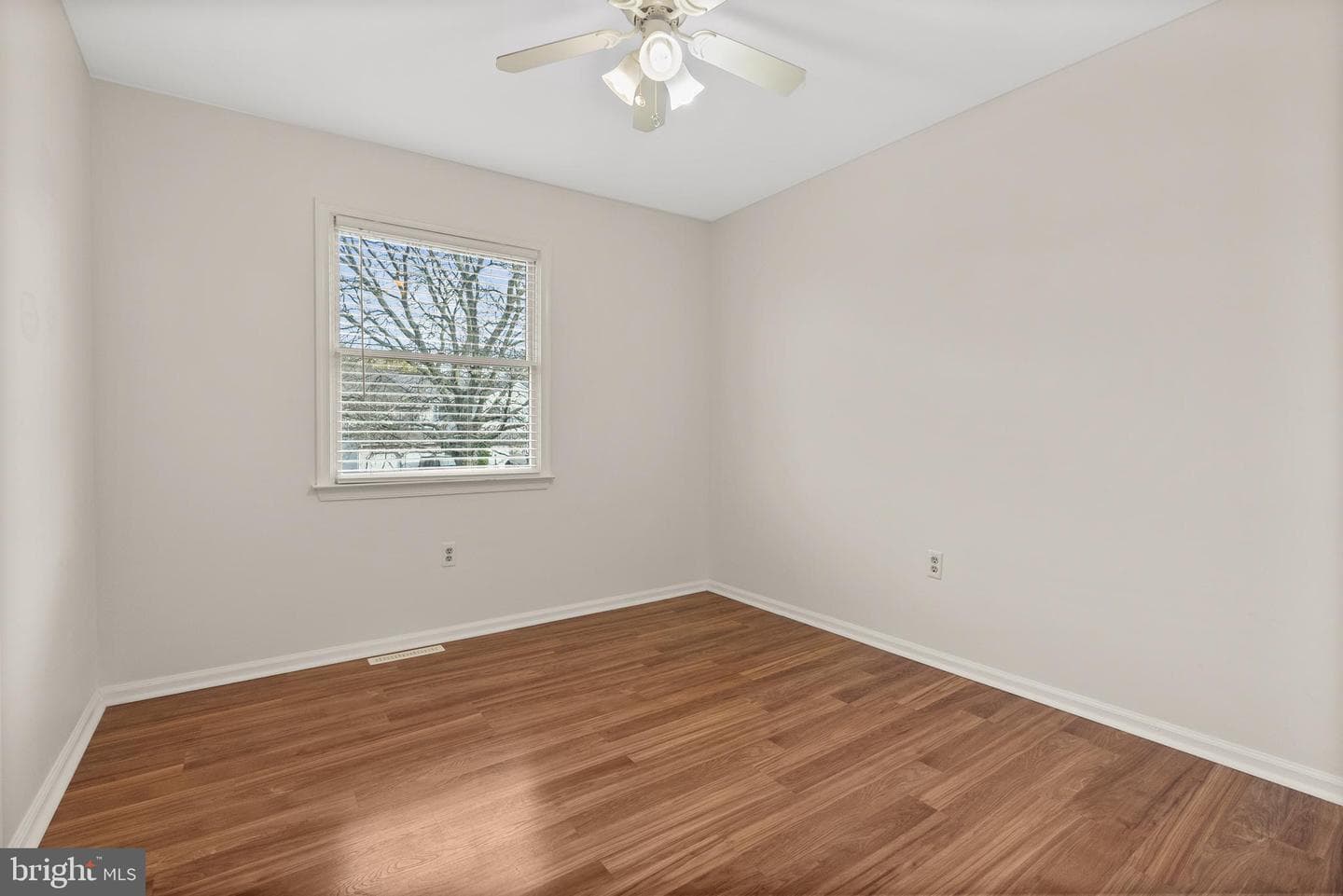 185 Jonathan Drive photo 42