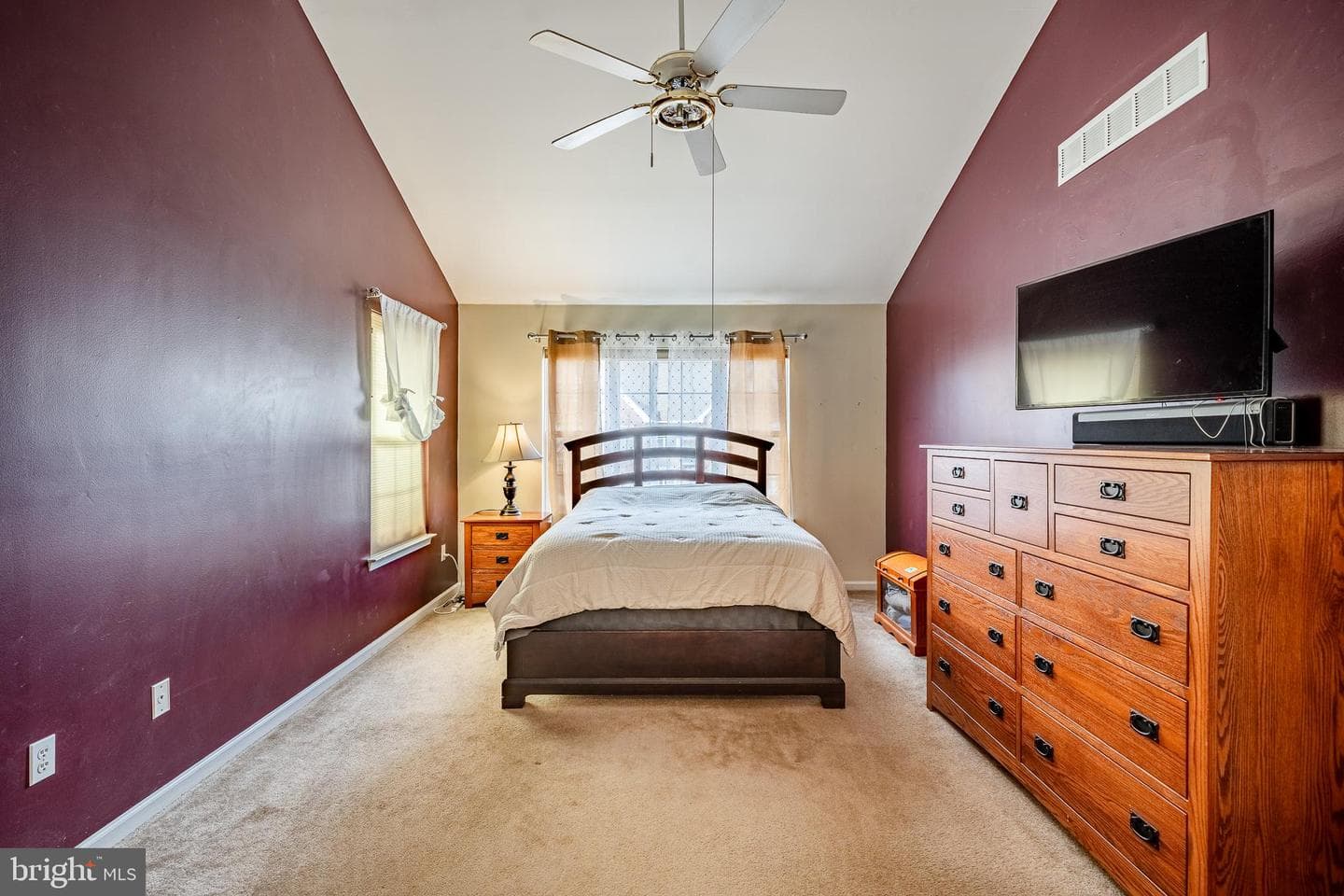 746 Martingale Road photo 22