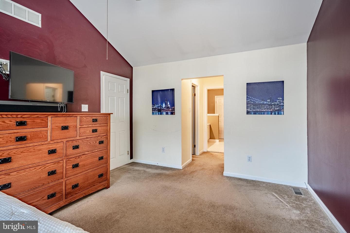746 Martingale Road photo 24