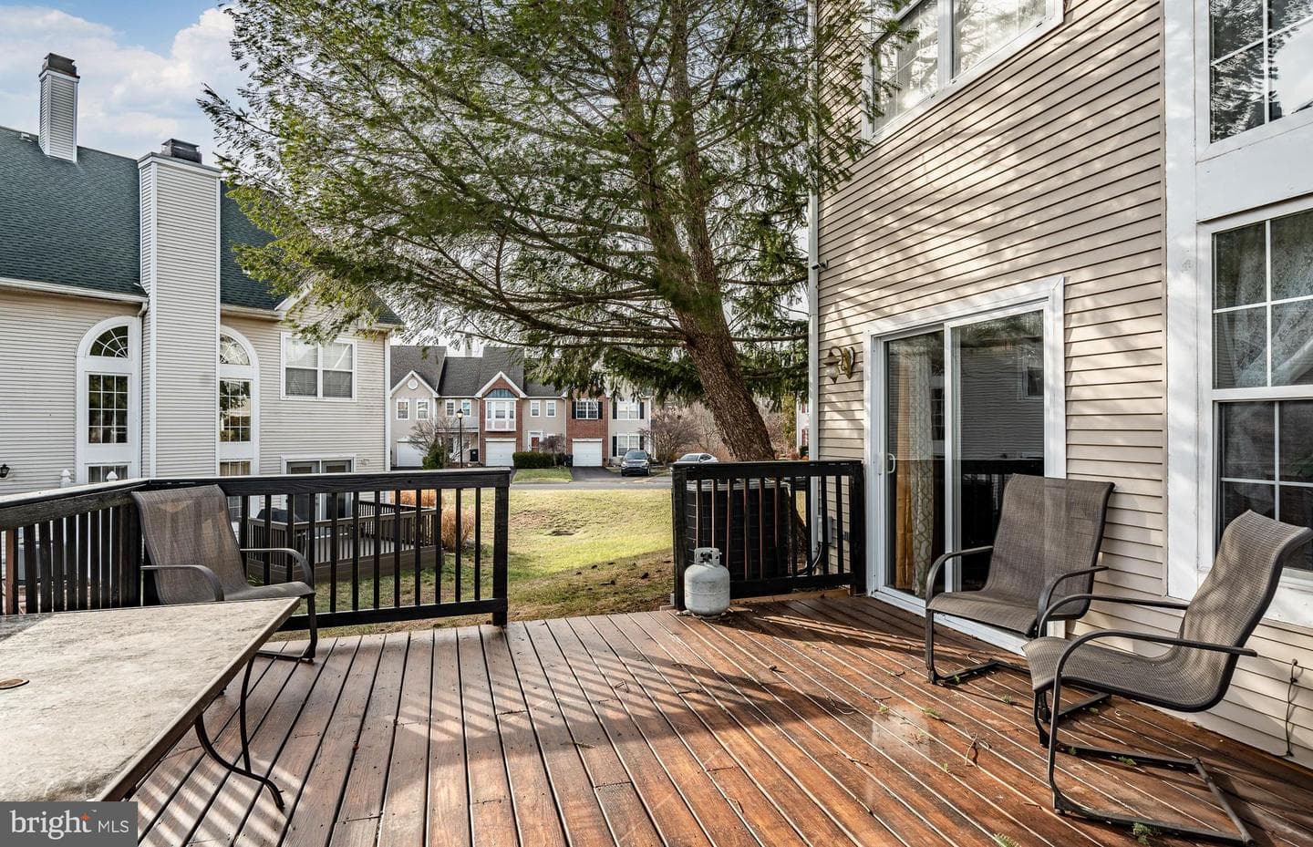 746 Martingale Road photo 42