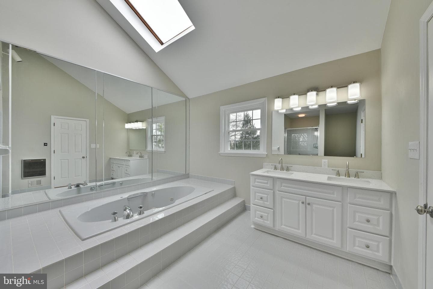 45 Hunter Road photo 41