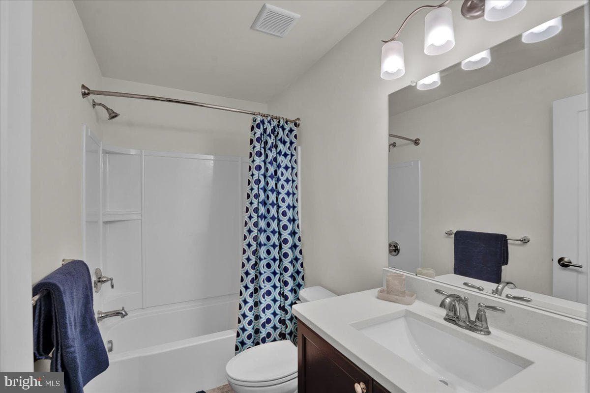 364 W 7th Avenue photo 20