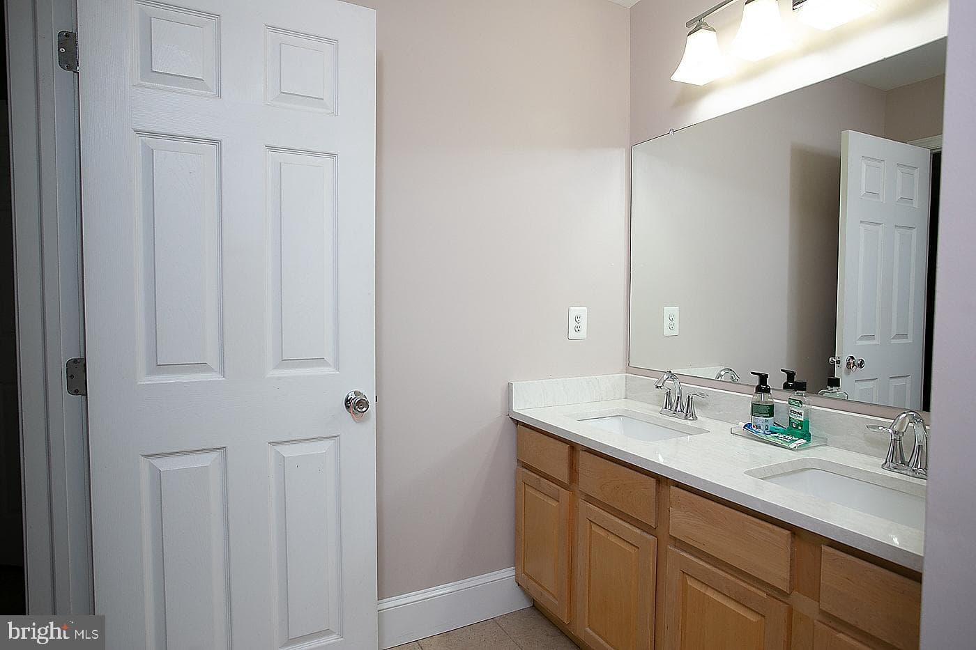 719 Beech Court photo 21