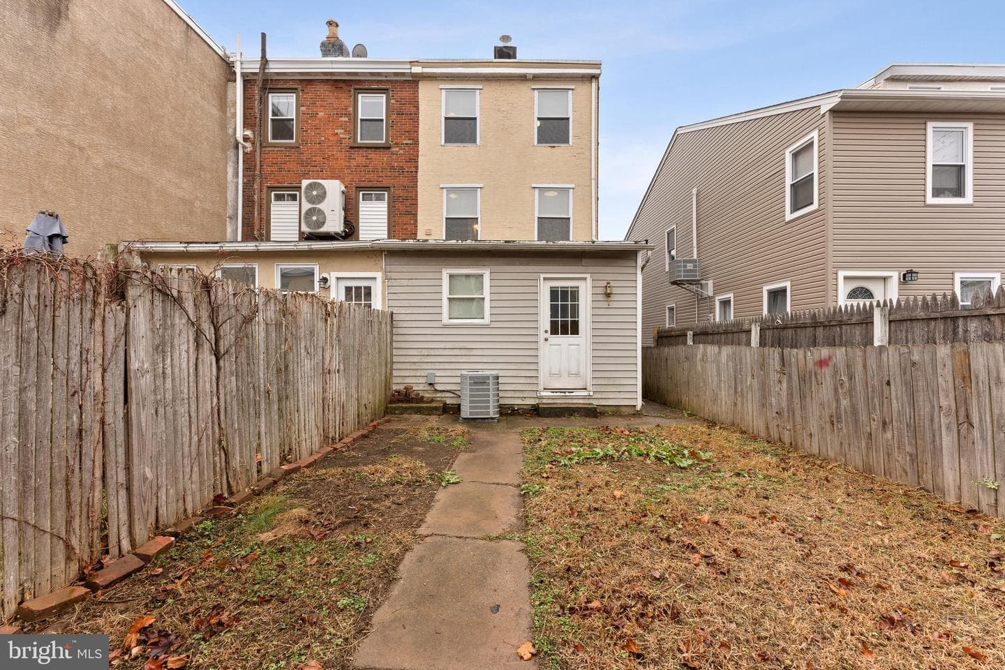 37 2nd Street photo 39