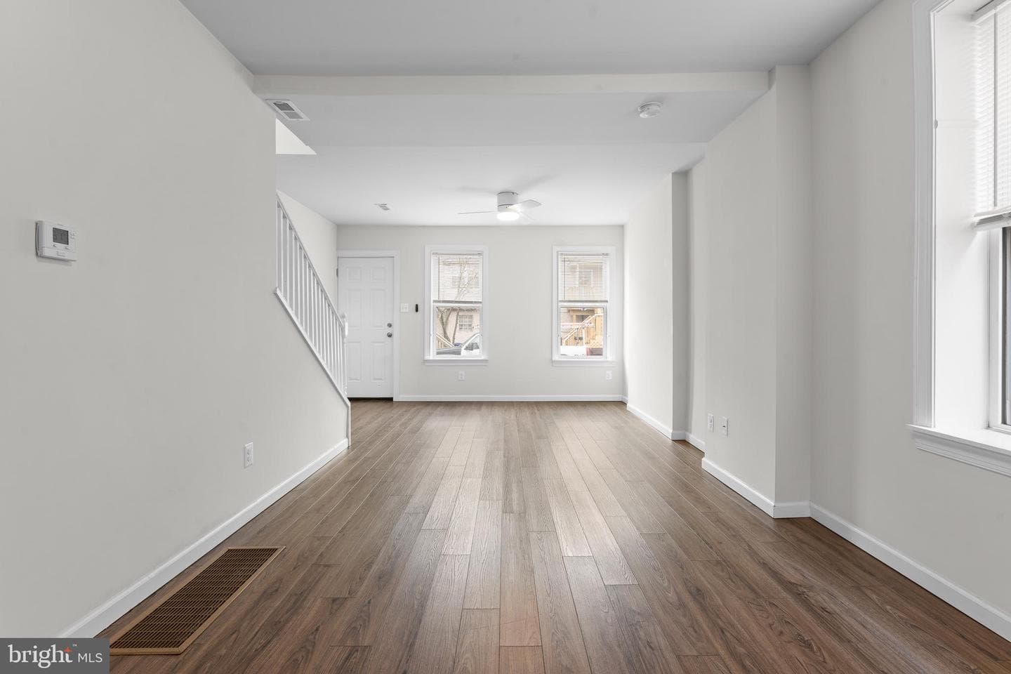 37 2nd Street photo 4