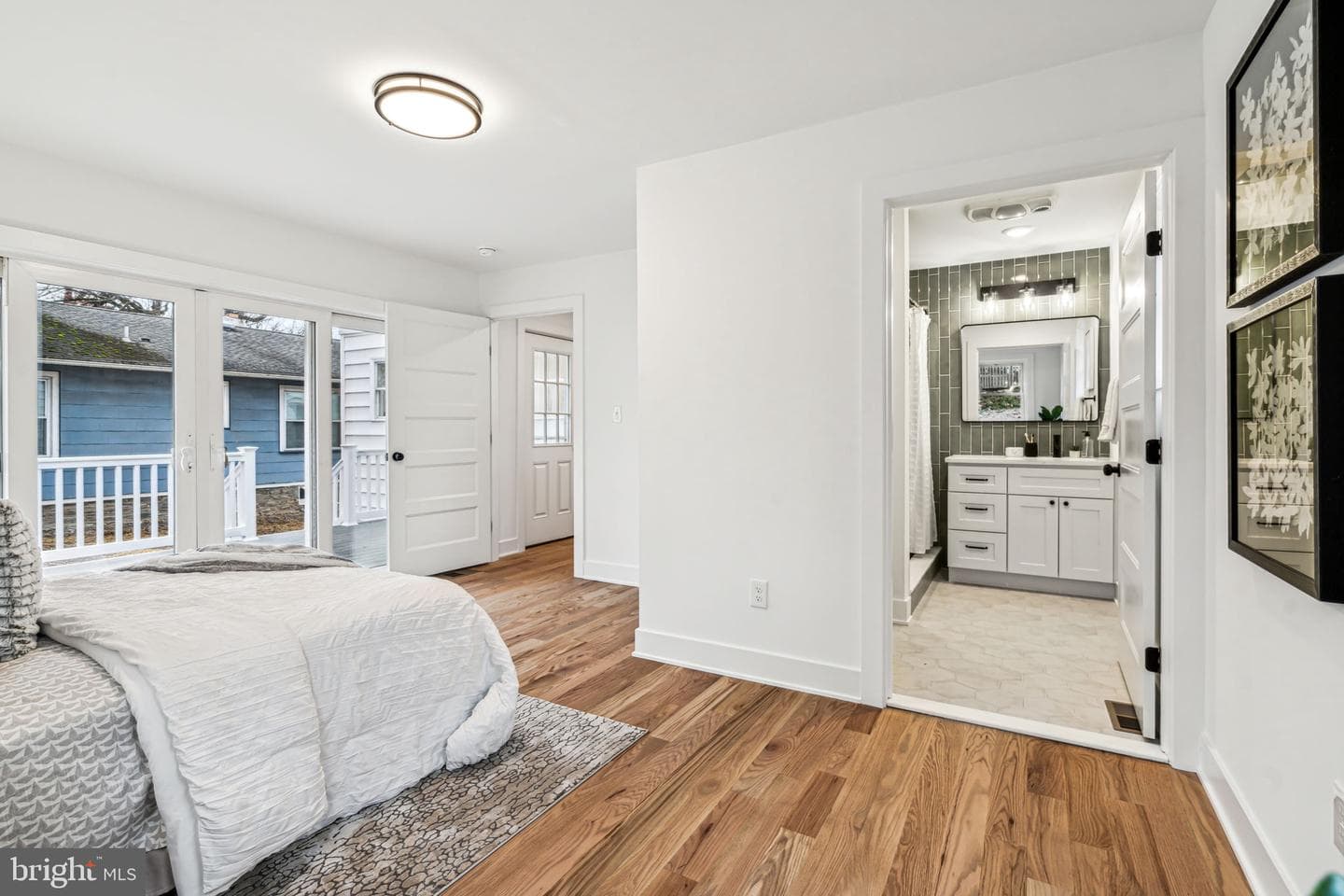 655 Edge Hill Road photo 23