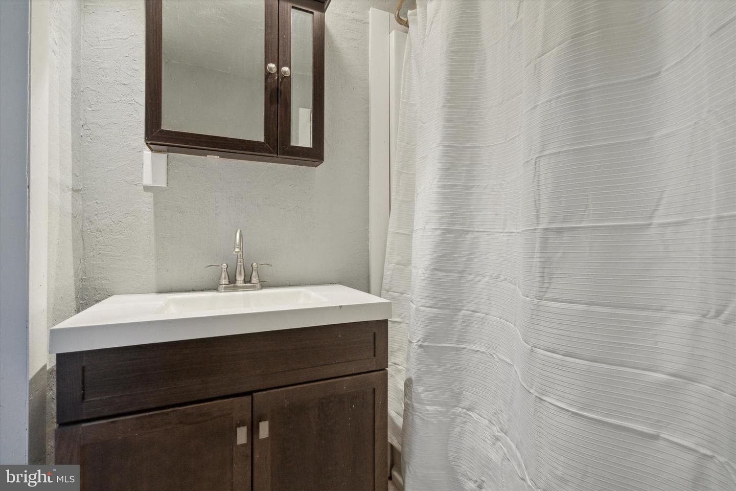 1605 N Line Street photo 11