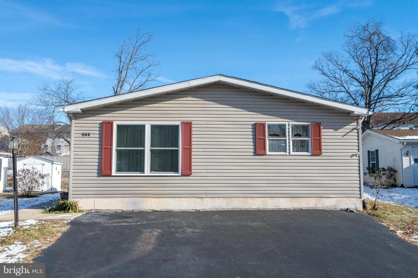 644 Apple Street photo 3