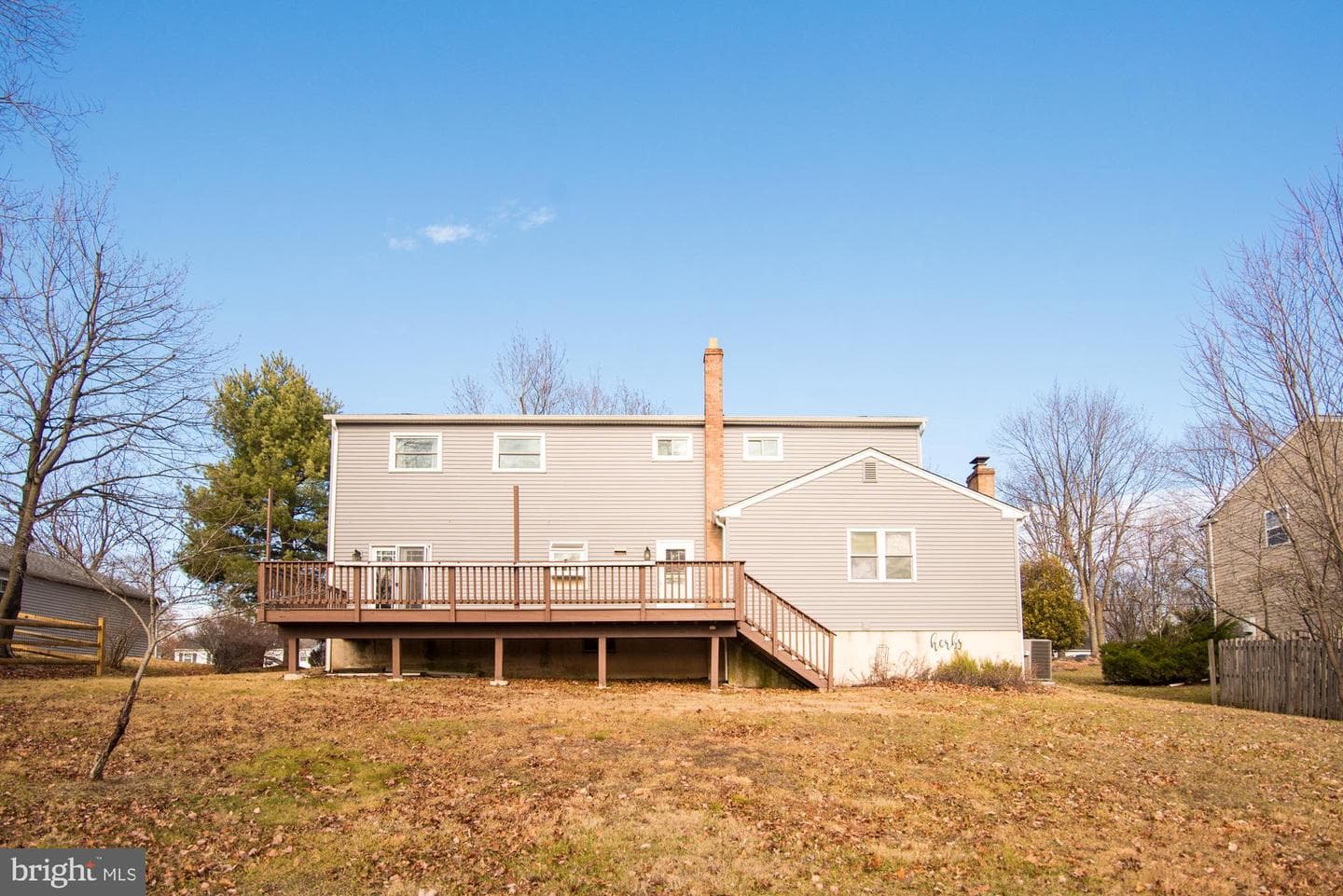 736 Mockingbird Lane photo 42